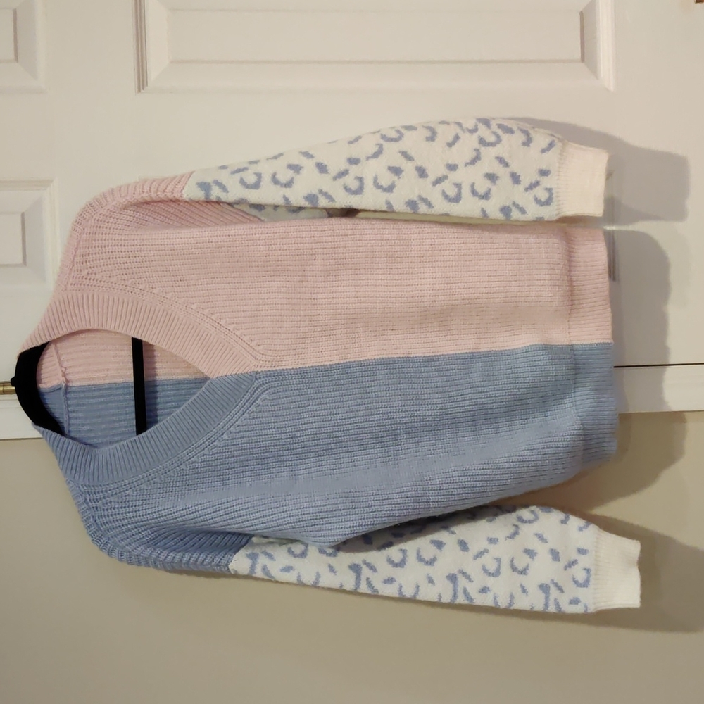 Pink/blue sweater